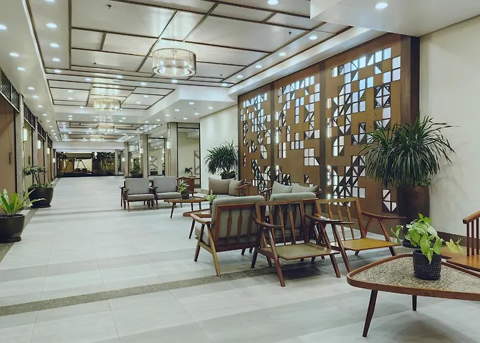 Minimalist Staycation Near Cubao, Ateneo *
