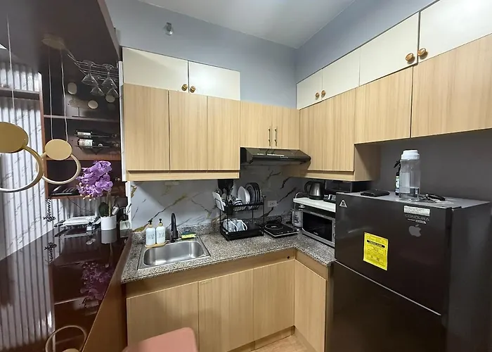 Apartment Minimalist Staycation Near Cubao, Ateneo