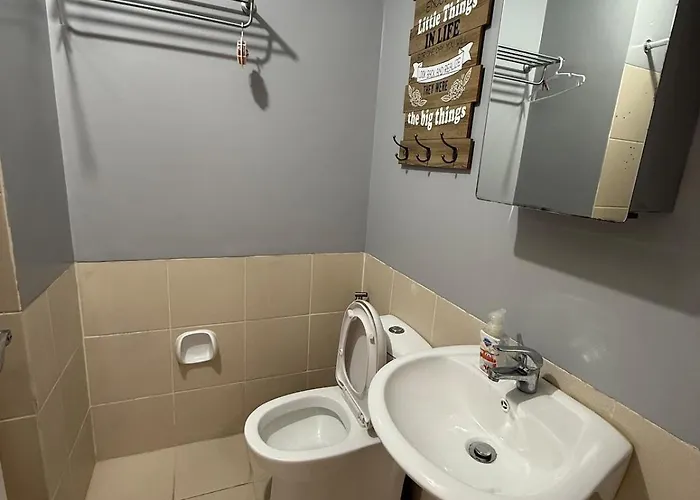 Apartment Minimalist Staycation Near Cubao, Ateneo Manila
