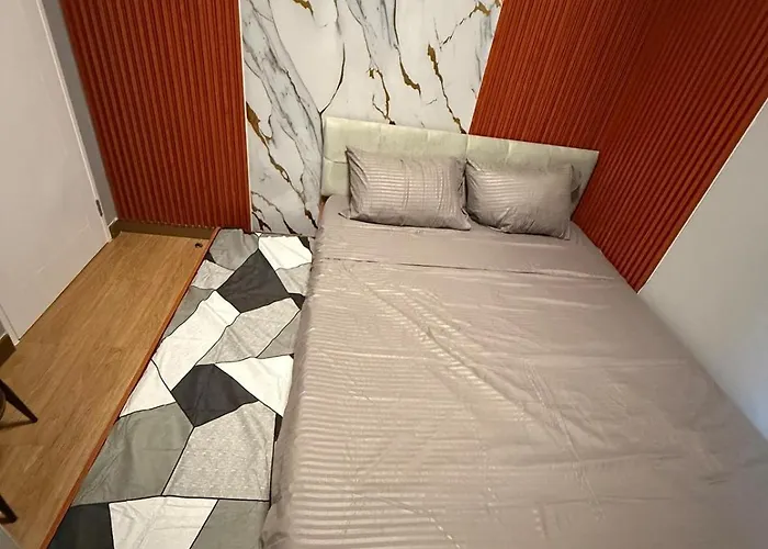 Minimalist Staycation Near Cubao, Ateneo * Manila